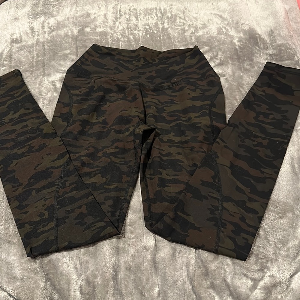 Alphalete Surface Power Legging
